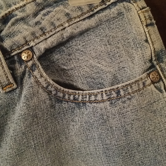 Jeans - Picture 4 of 8